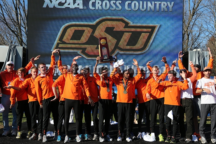 2012NCAA XC-236.JPG - 2012 NCAA D1 Cross Country Championships, November 17, 2012, held in Louisville, KY.